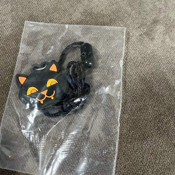 Halloween items - Picture 6 of 6